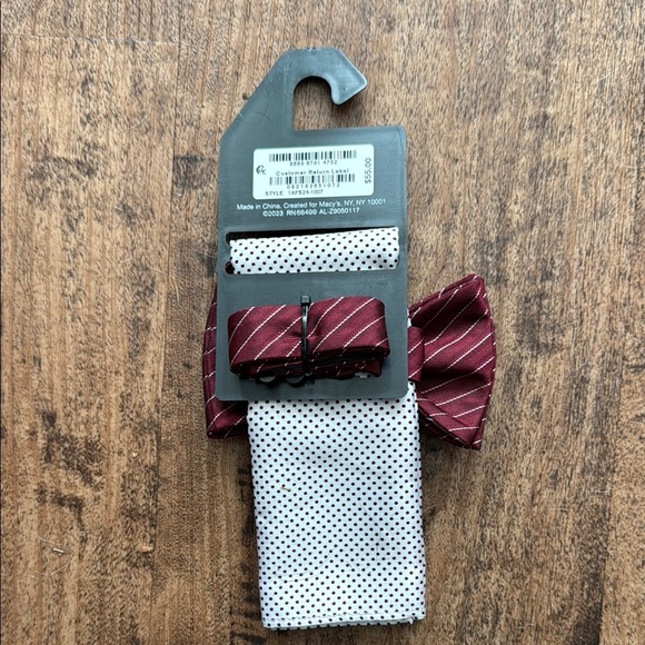 Alfani Red Bow Tie and Pocket Square Set - Picture 2 of 3